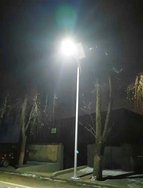 积石山县克拉玛依太阳能路灯项目